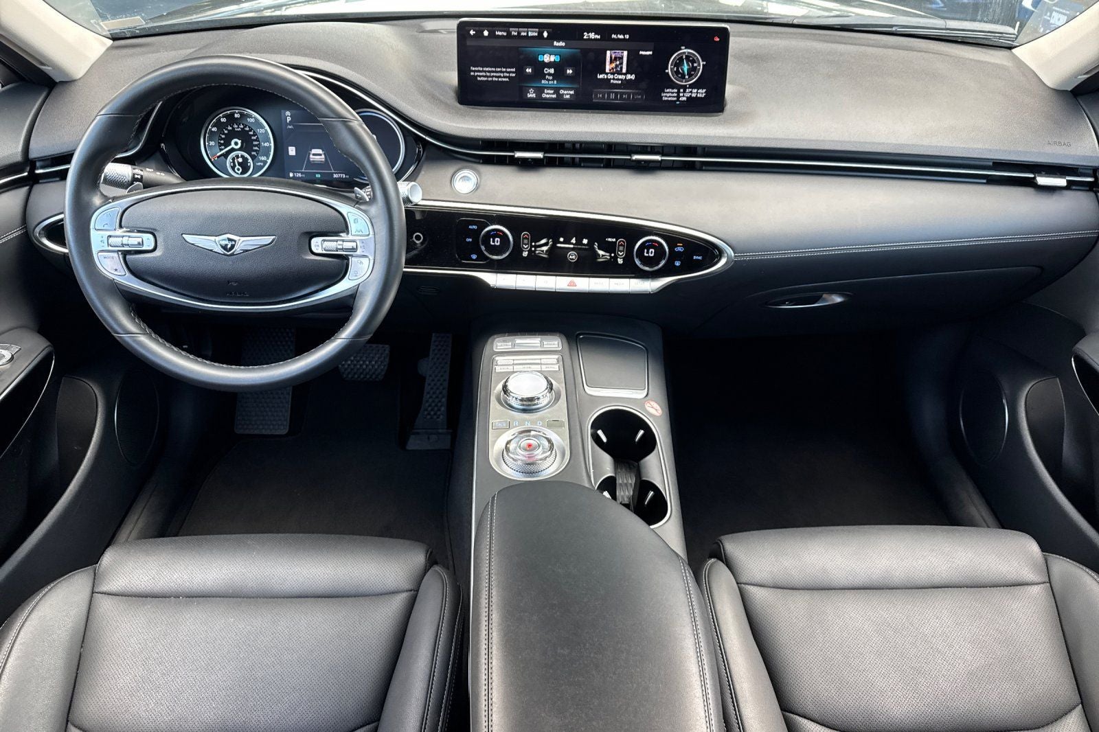 2025 Genesis GV70 2.5T