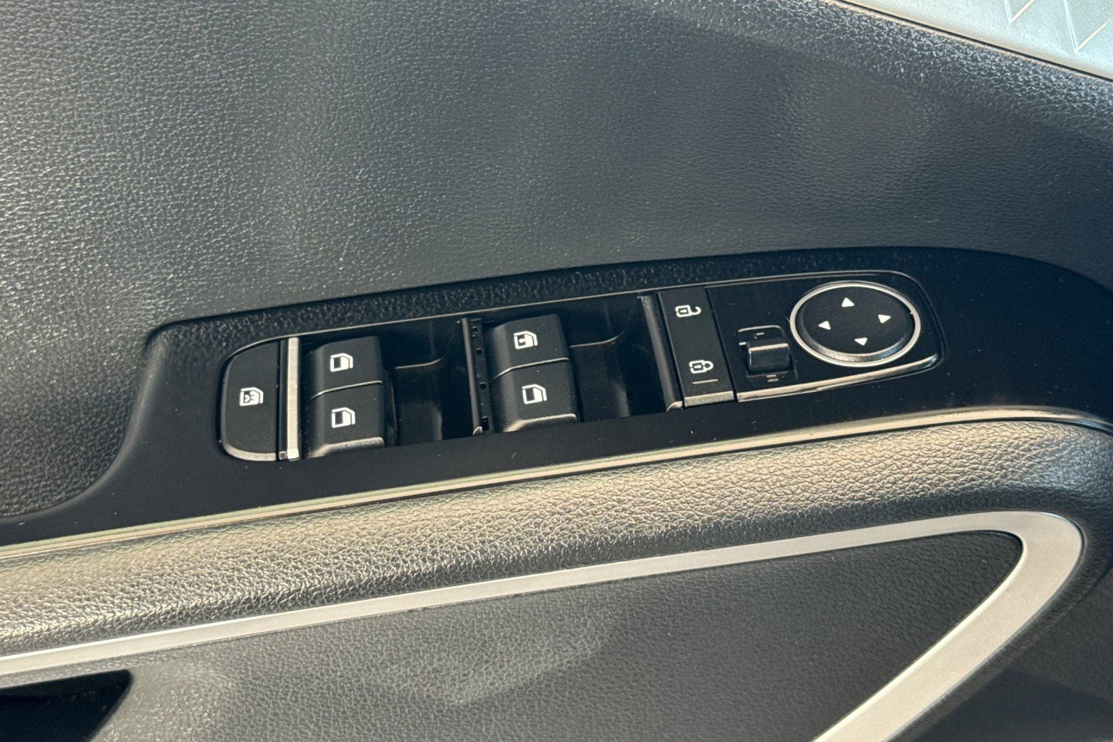 2023 Kia Soul LX TECHNOLOGY