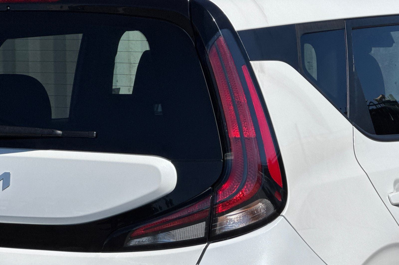 2023 Kia Soul LX TECHNOLOGY