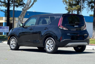 2025 Kia Soul LX TECHNOLOGY