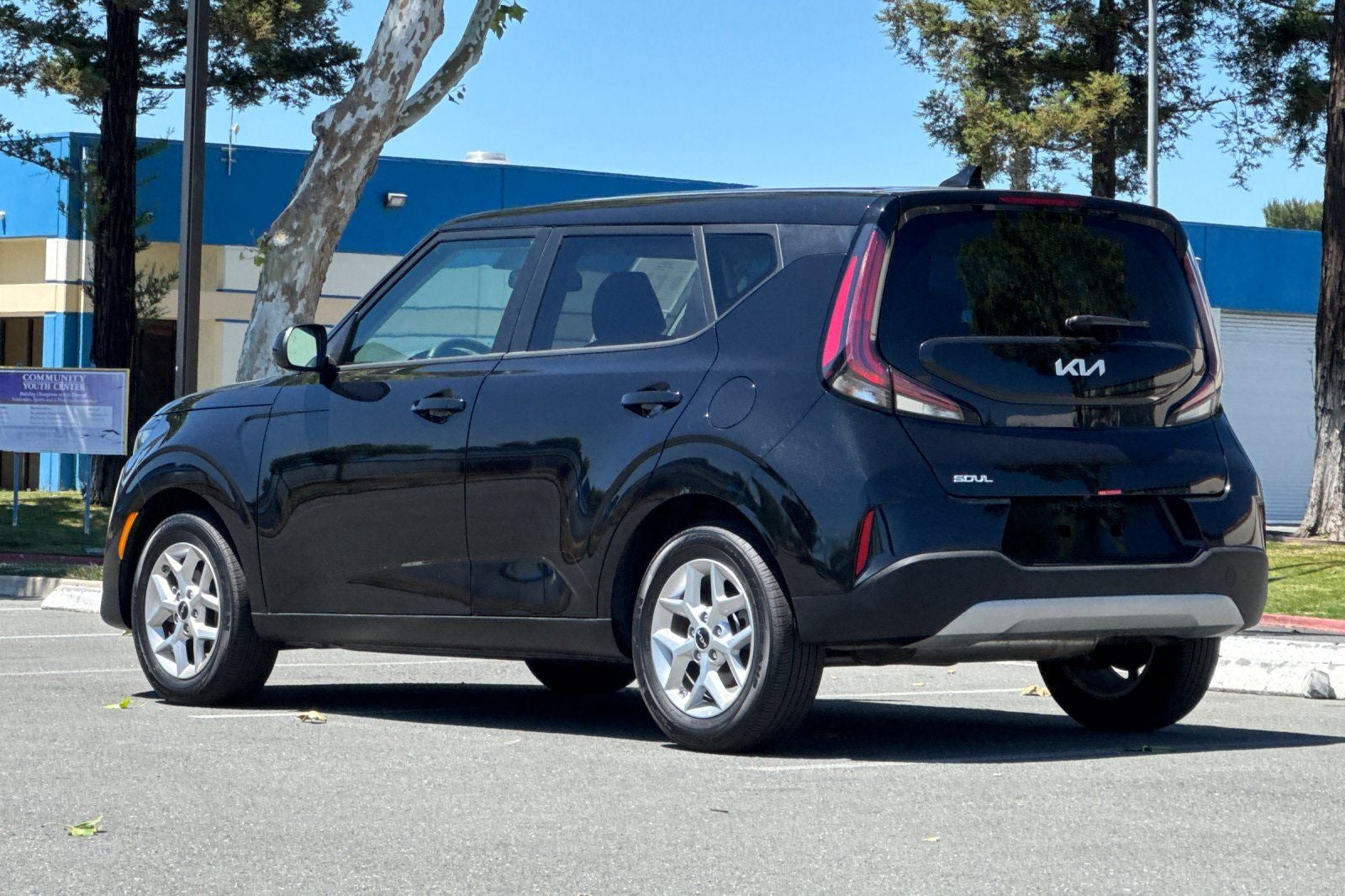 2025 Kia Soul LX TECHNOLOGY