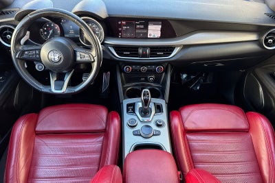 2022 Alfa Romeo Stelvio Veloce
