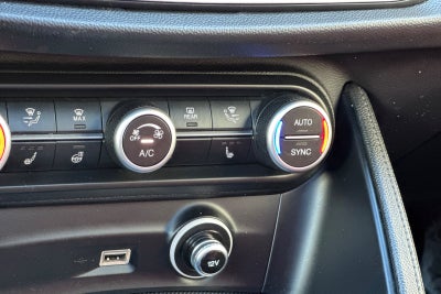 2022 Alfa Romeo Stelvio Veloce